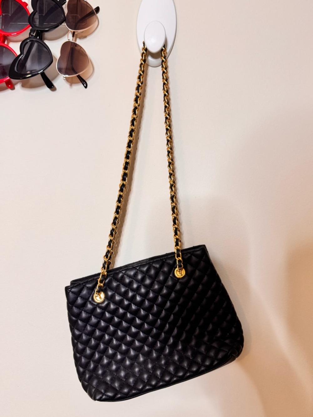 Amanda Smith Black Quilted Shoulder Bag with Gold Chain Straps